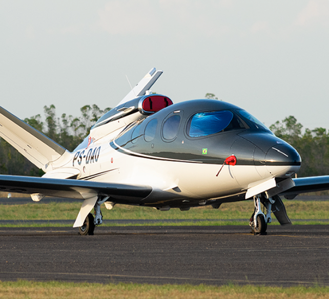Cirrus Vision Jet (SF50) para 6 passageiros